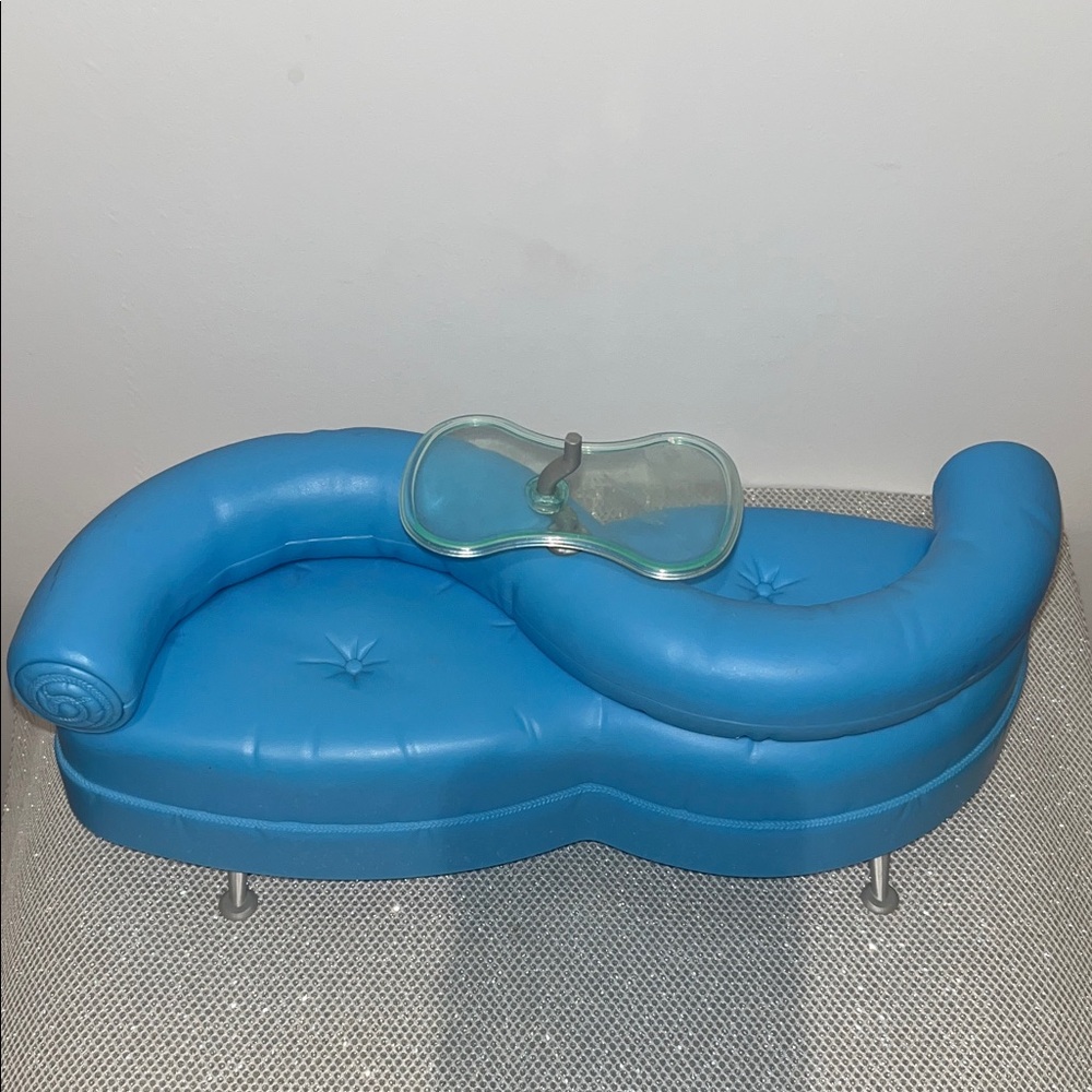 VERY RARE Vintage Mattel 2003 Barbie Blue Sofa Lounge